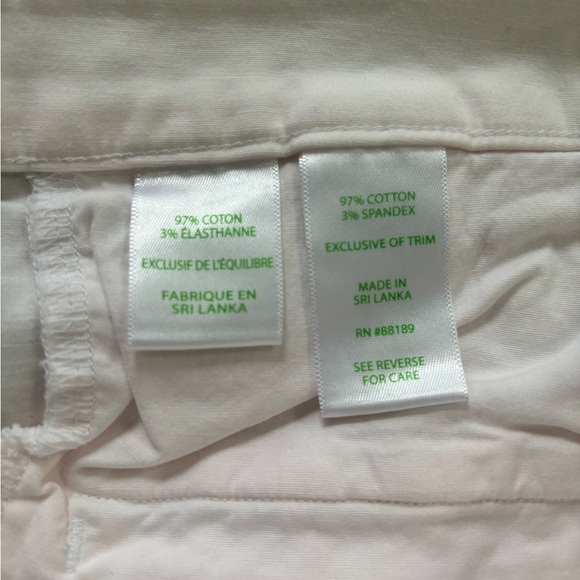 Lilly Pulitzer Women's Callahan Short light pink Side button and zipper size 14 - Picture 3 of 6